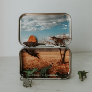 Dino Magnetic Animal Tin